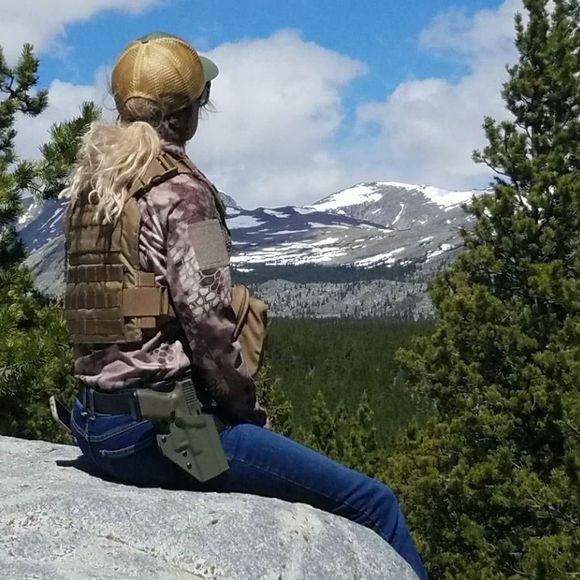 Meet your Posher, Katee - Picture 1 of 1